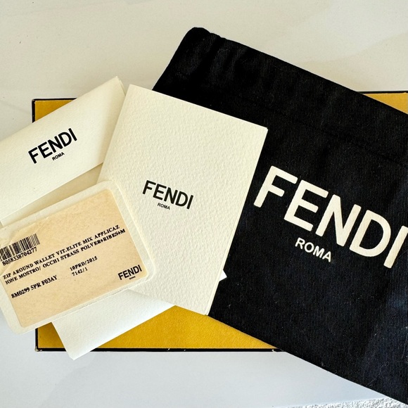FENDI ☆ Monster Zipper Wallet ☆ Amazing Condition ☆ Box & Dust Bag - Picture 16 of 16